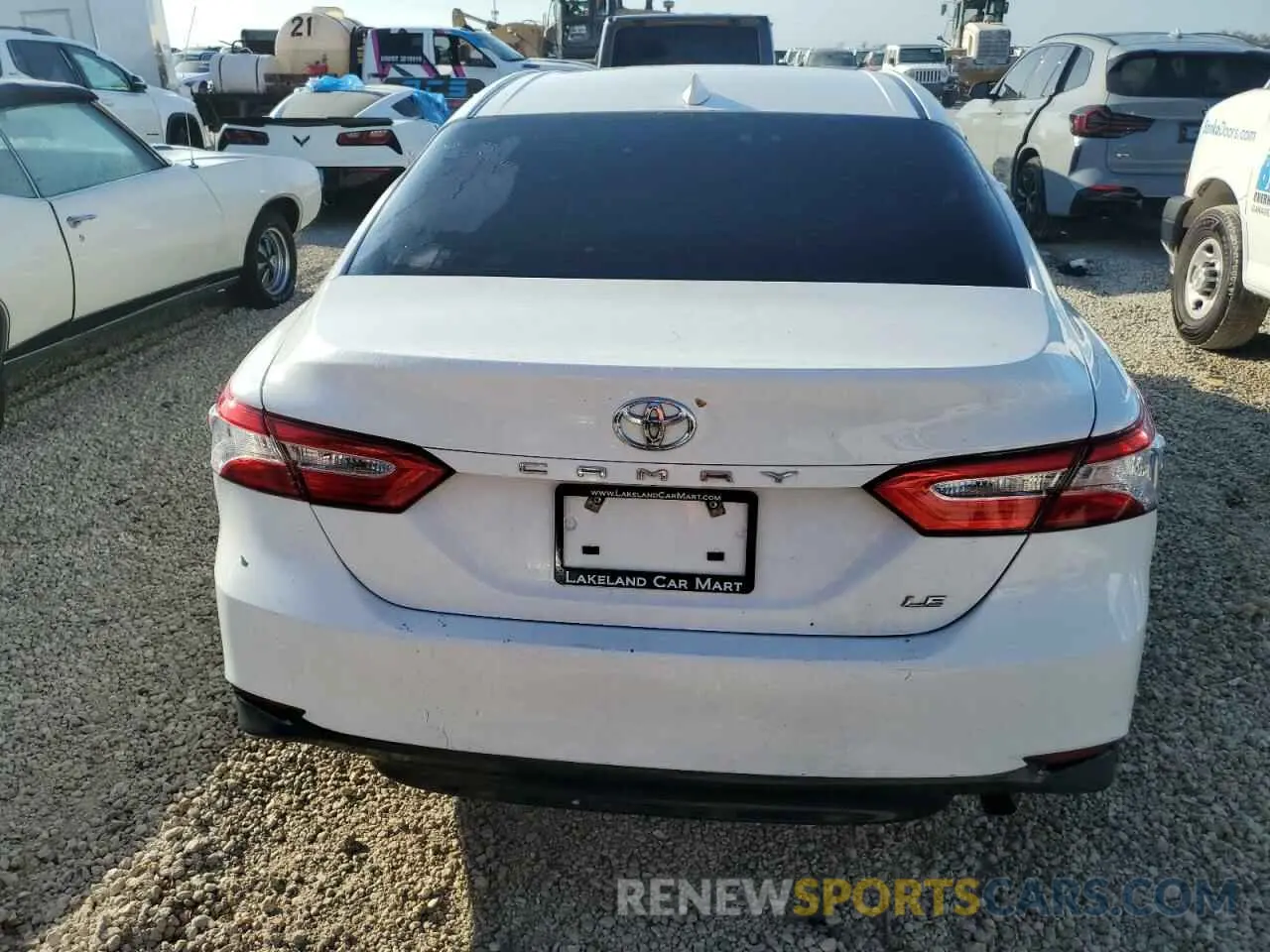 6 Photograph of a damaged car 4T1C11AK9LU915681 TOYOTA CAMRY 2020