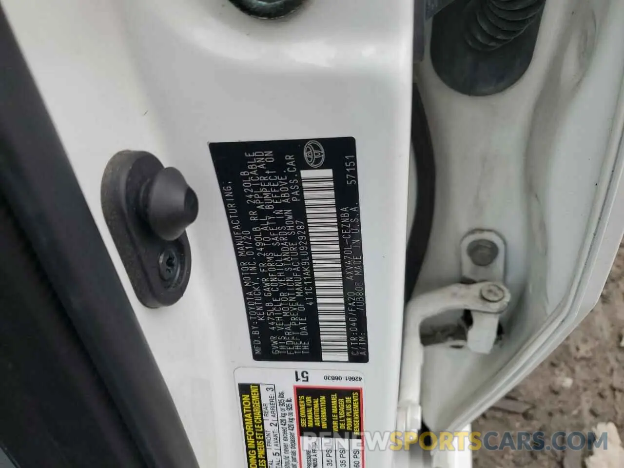 14 Photograph of a damaged car 4T1C11AK9LU929287 TOYOTA CAMRY 2020