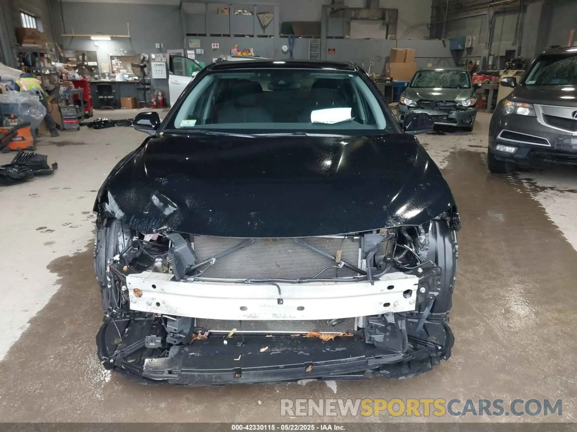 12 Photograph of a damaged car 4T1C11AK9LU960880 TOYOTA CAMRY 2020