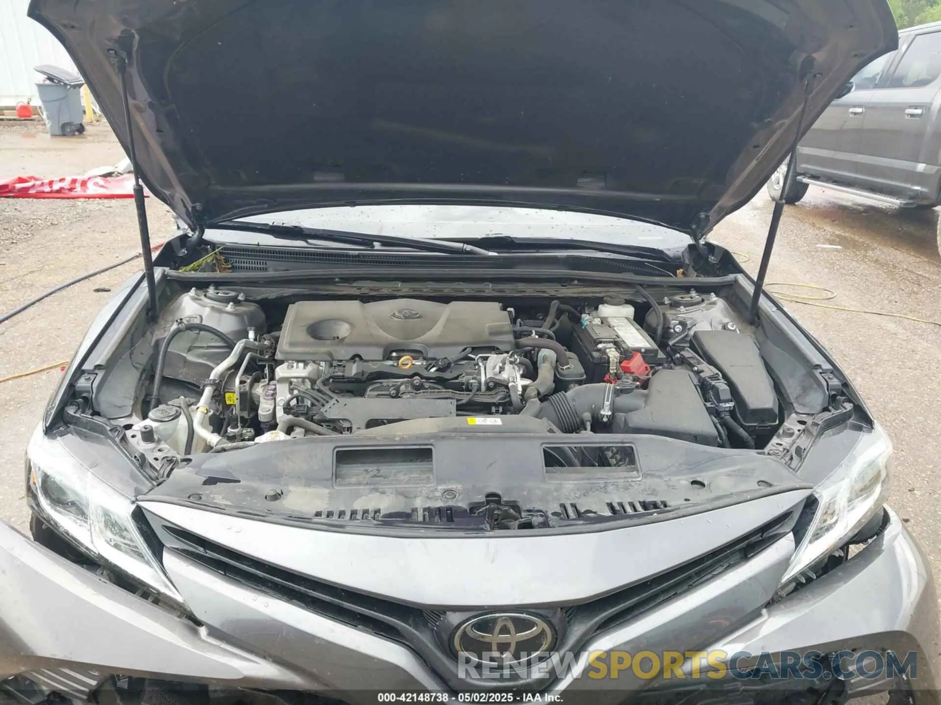 10 Photograph of a damaged car 4T1C11AK9LU980000 TOYOTA CAMRY 2020