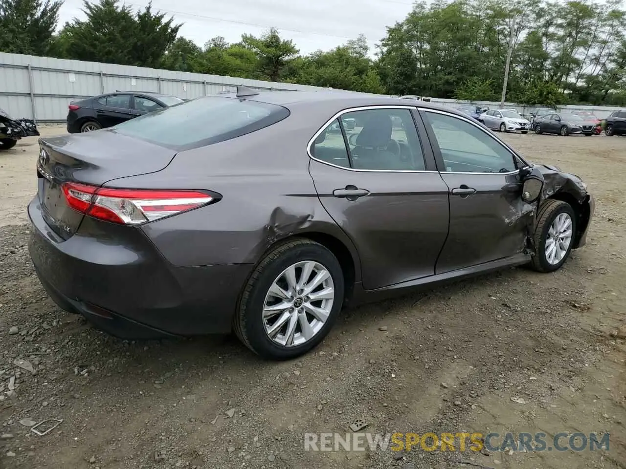 3 Photograph of a damaged car 4T1C11AK9LU984337 TOYOTA CAMRY 2020