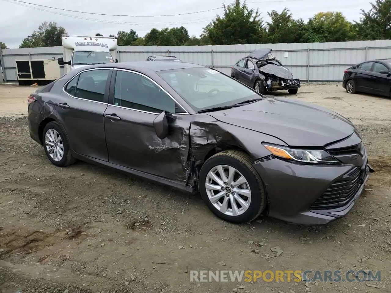 4 Photograph of a damaged car 4T1C11AK9LU984337 TOYOTA CAMRY 2020
