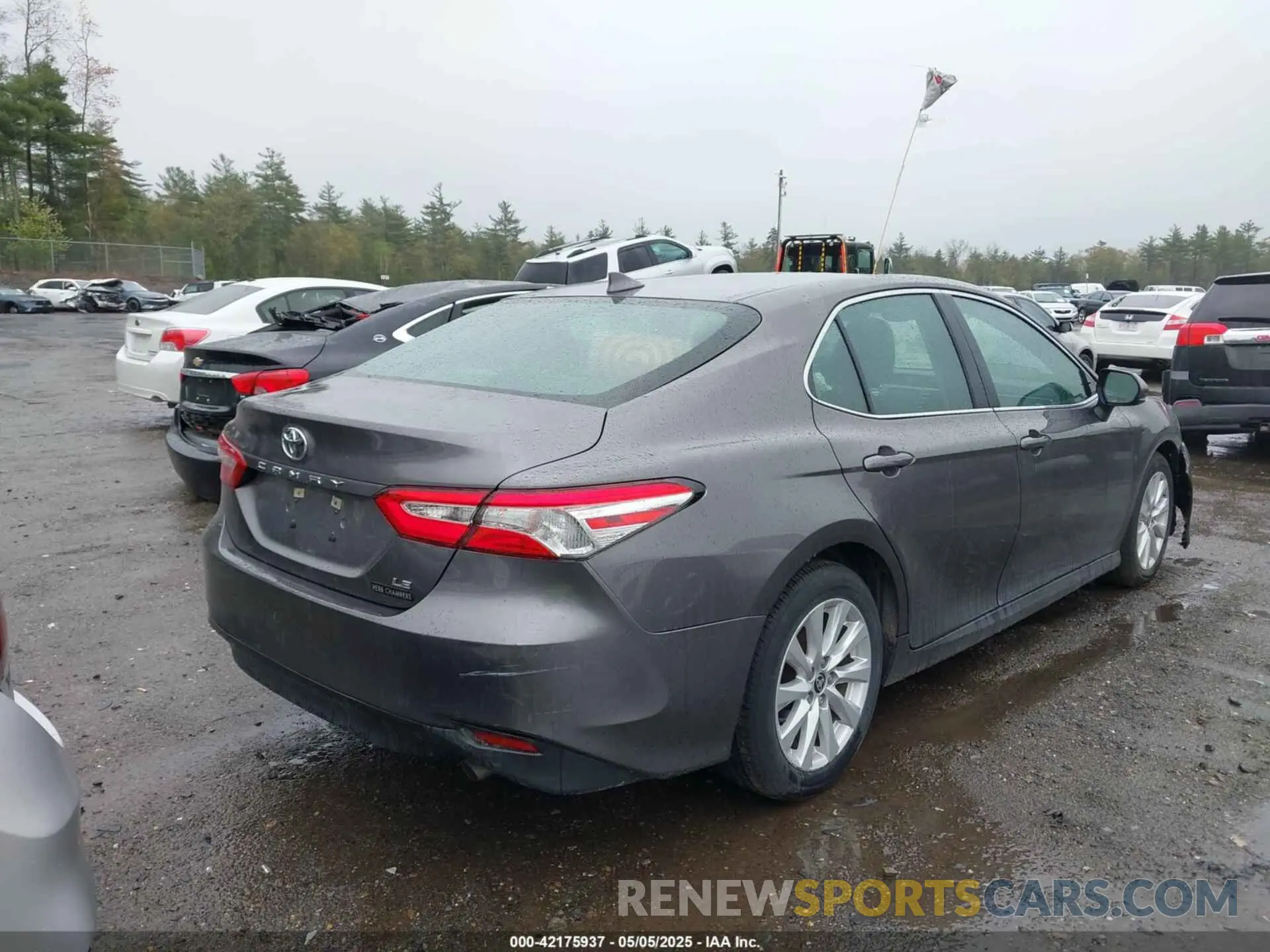 4 Фотография поврежденного автомобиля 4T1C11AK9LU996830 TOYOTA CAMRY 2020