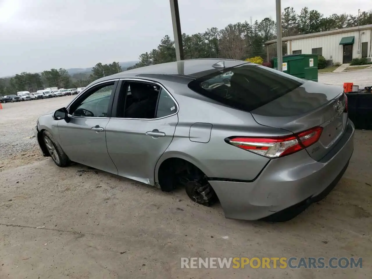 2 Photograph of a damaged car 4T1C11AKXLU354116 TOYOTA CAMRY 2020