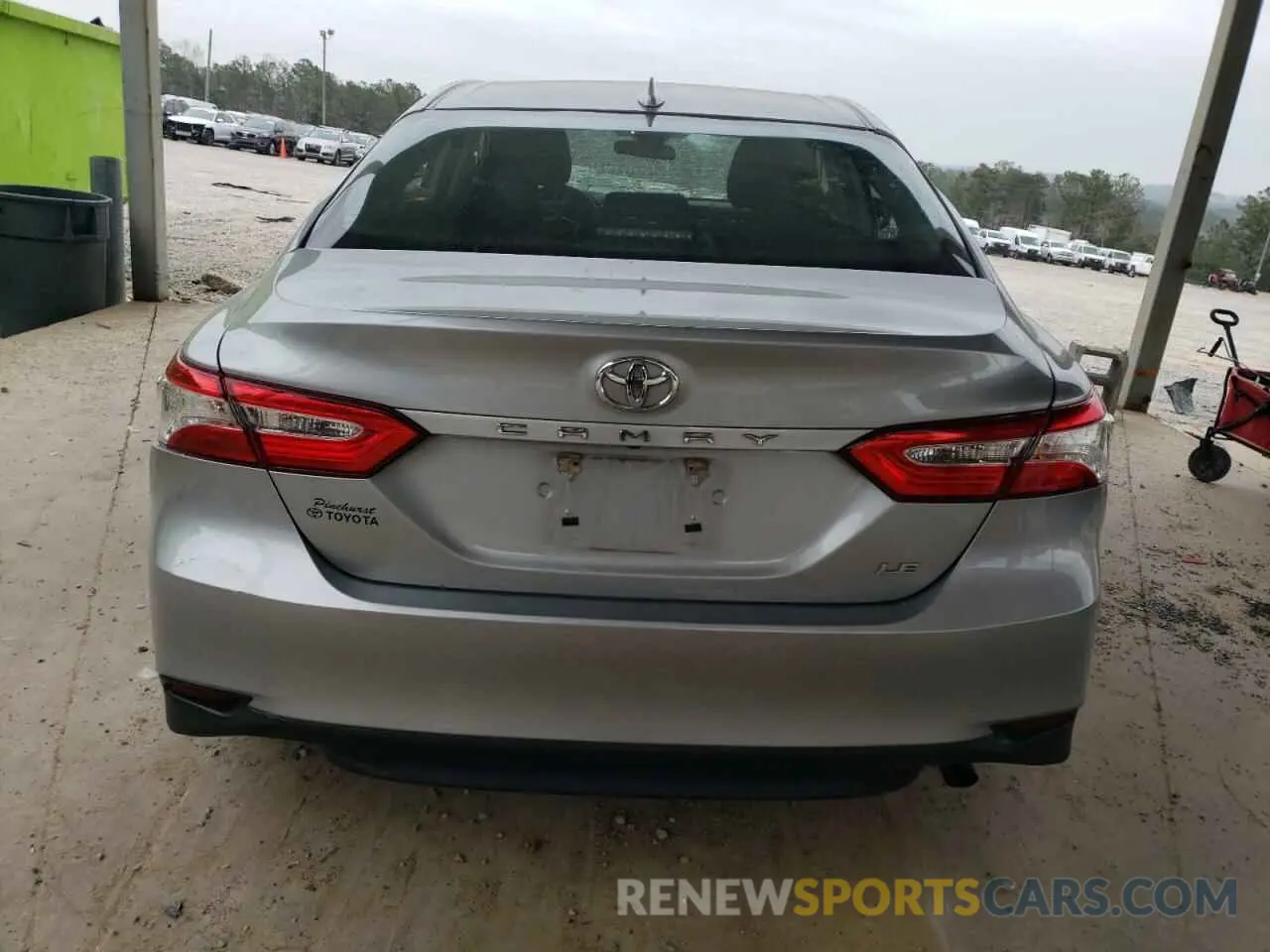 6 Photograph of a damaged car 4T1C11AKXLU354116 TOYOTA CAMRY 2020