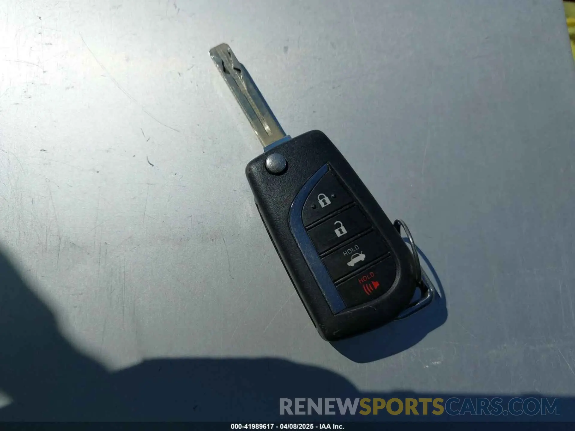 11 Фотография поврежденного автомобиля 4T1C11AKXLU366749 TOYOTA CAMRY 2020
