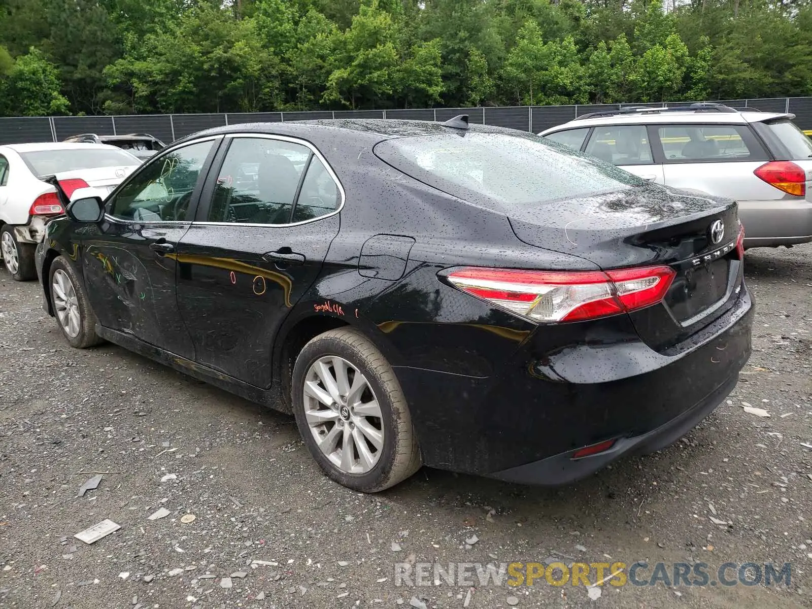 3 Фотография поврежденного автомобиля 4T1C11AKXLU887566 TOYOTA CAMRY 2020