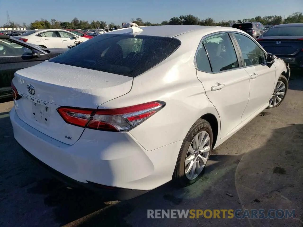 3 Photograph of a damaged car 4T1C11AKXLU892654 TOYOTA CAMRY 2020
