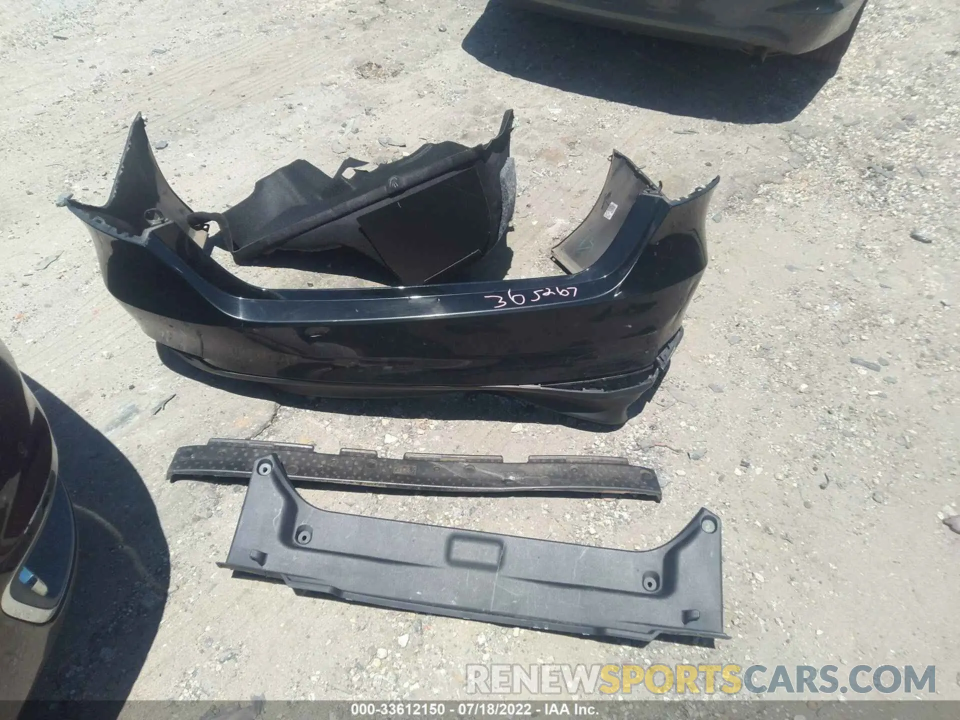 12 Photograph of a damaged car 4T1C11AKXLU896221 TOYOTA CAMRY 2020