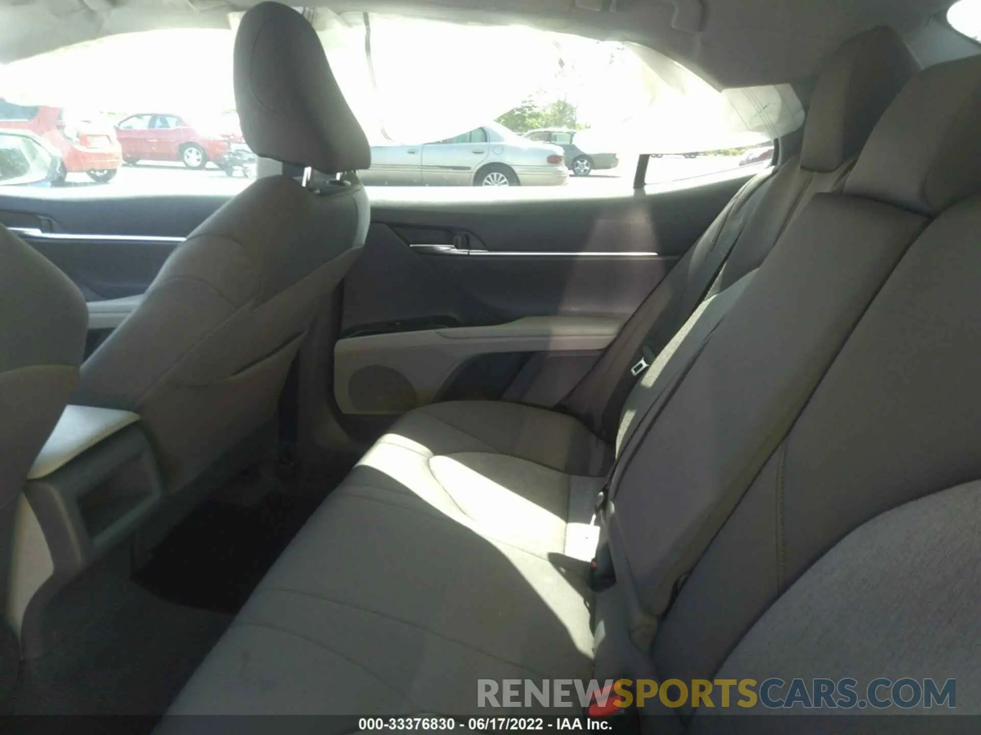8 Фотография поврежденного автомобиля 4T1C11AKXLU908268 TOYOTA CAMRY 2020