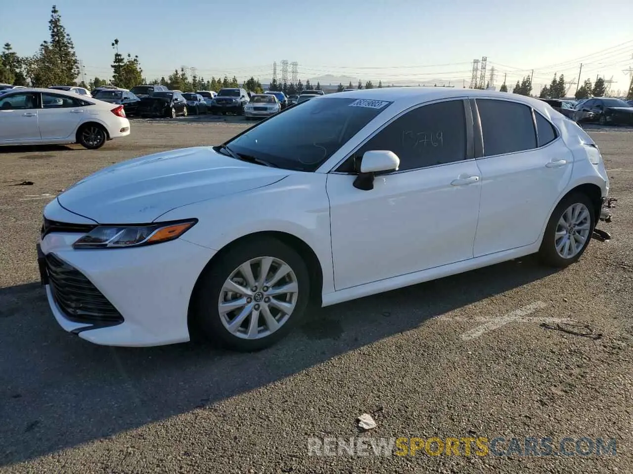 1 Photograph of a damaged car 4T1C11AKXLU922137 TOYOTA CAMRY 2020