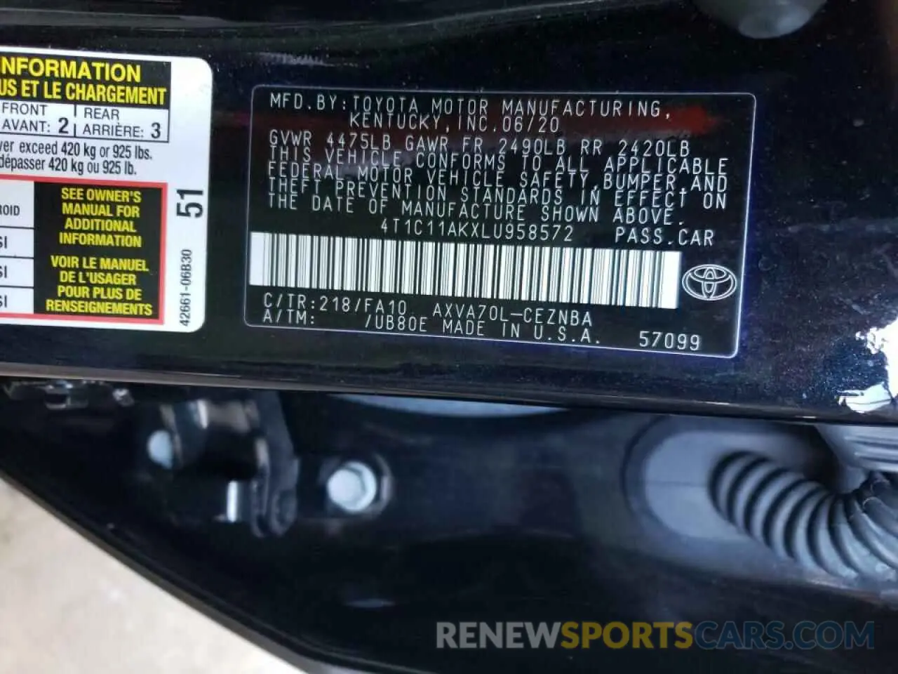 10 Photograph of a damaged car 4T1C11AKXLU958572 TOYOTA CAMRY 2020