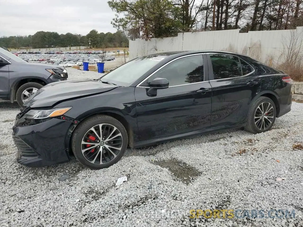 1 Photograph of a damaged car 4T1C11AKXLU963173 TOYOTA CAMRY 2020