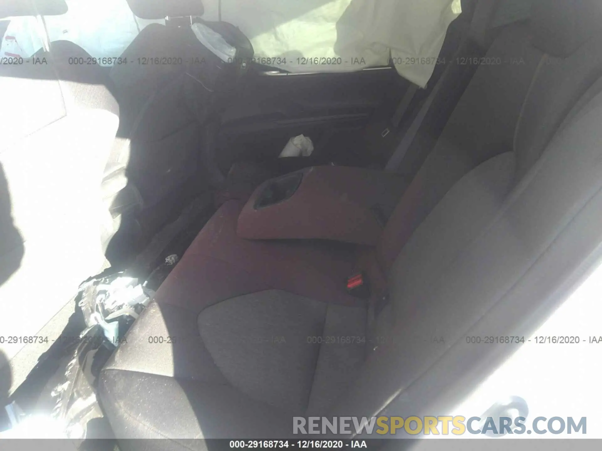 8 Photograph of a damaged car 4T1C11AKXLU969183 TOYOTA CAMRY 2020