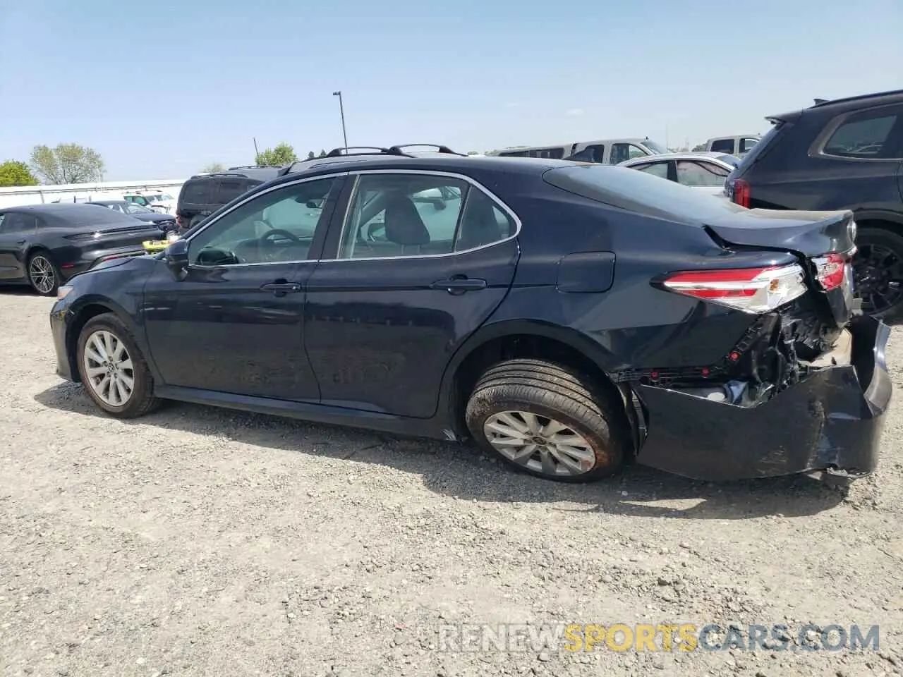 2 Фотография поврежденного автомобиля 4T1C11AKXLU976599 TOYOTA CAMRY 2020