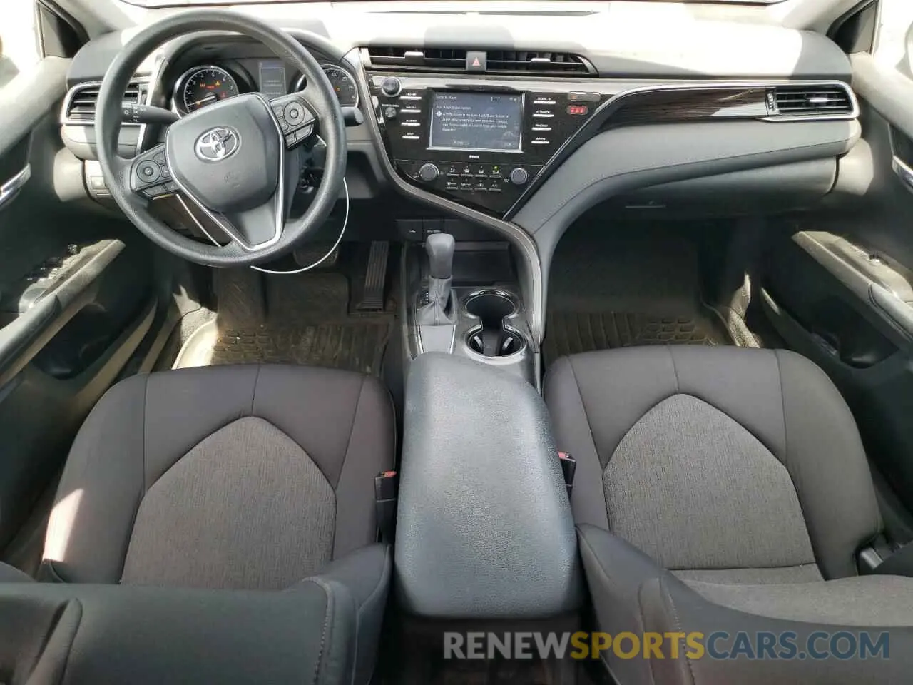 8 Фотография поврежденного автомобиля 4T1C11AKXLU976599 TOYOTA CAMRY 2020