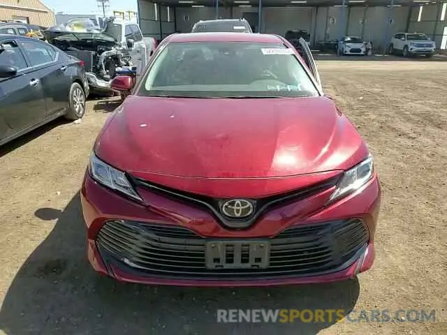 11 Photograph of a damaged car 4T1C11BK4LU017567 TOYOTA CAMRY 2020