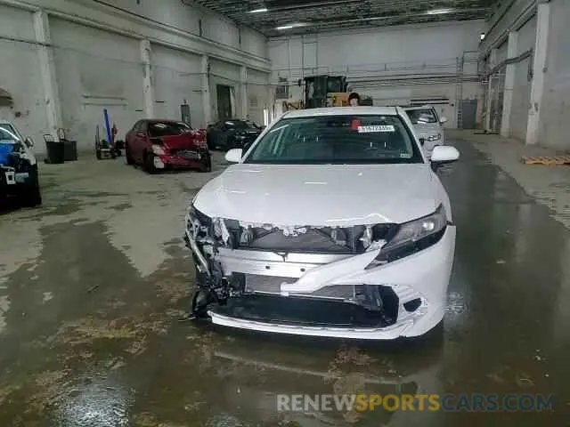 10 Фотография поврежденного автомобиля 4T1C11BK5LU014581 TOYOTA CAMRY 2020