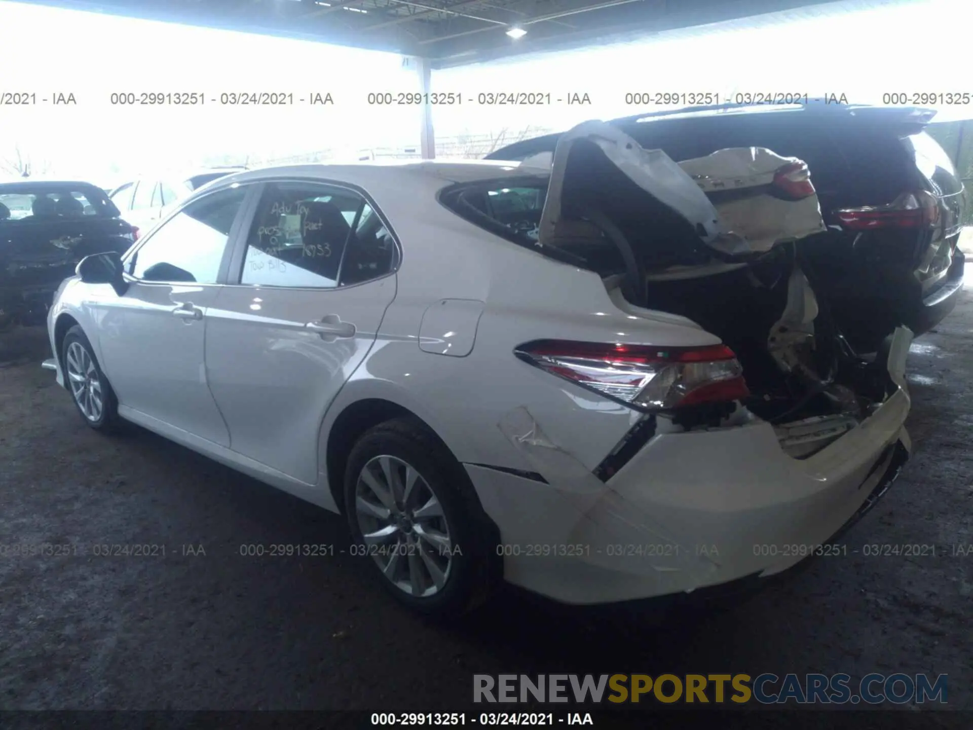 3 Photograph of a damaged car 4T1C11BK5LU017304 TOYOTA CAMRY 2020