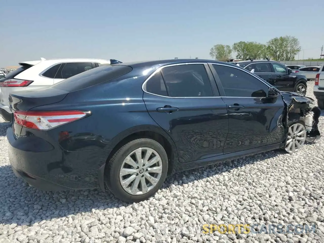 3 Фотография поврежденного автомобиля 4T1C11BK7LU003890 TOYOTA CAMRY 2020