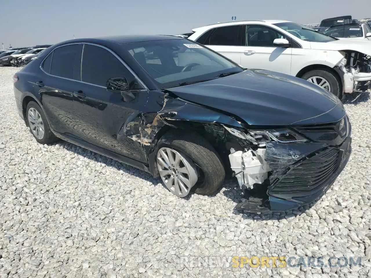 4 Фотография поврежденного автомобиля 4T1C11BK7LU003890 TOYOTA CAMRY 2020