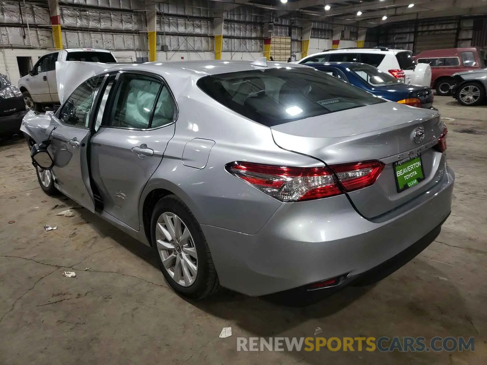 3 Photograph of a damaged car 4T1C11BK7LU013013 TOYOTA CAMRY 2020