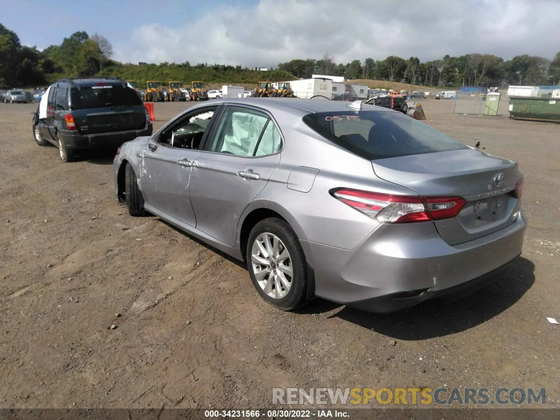 3 Фотография поврежденного автомобиля 4T1C11BK9LU005754 TOYOTA CAMRY 2020