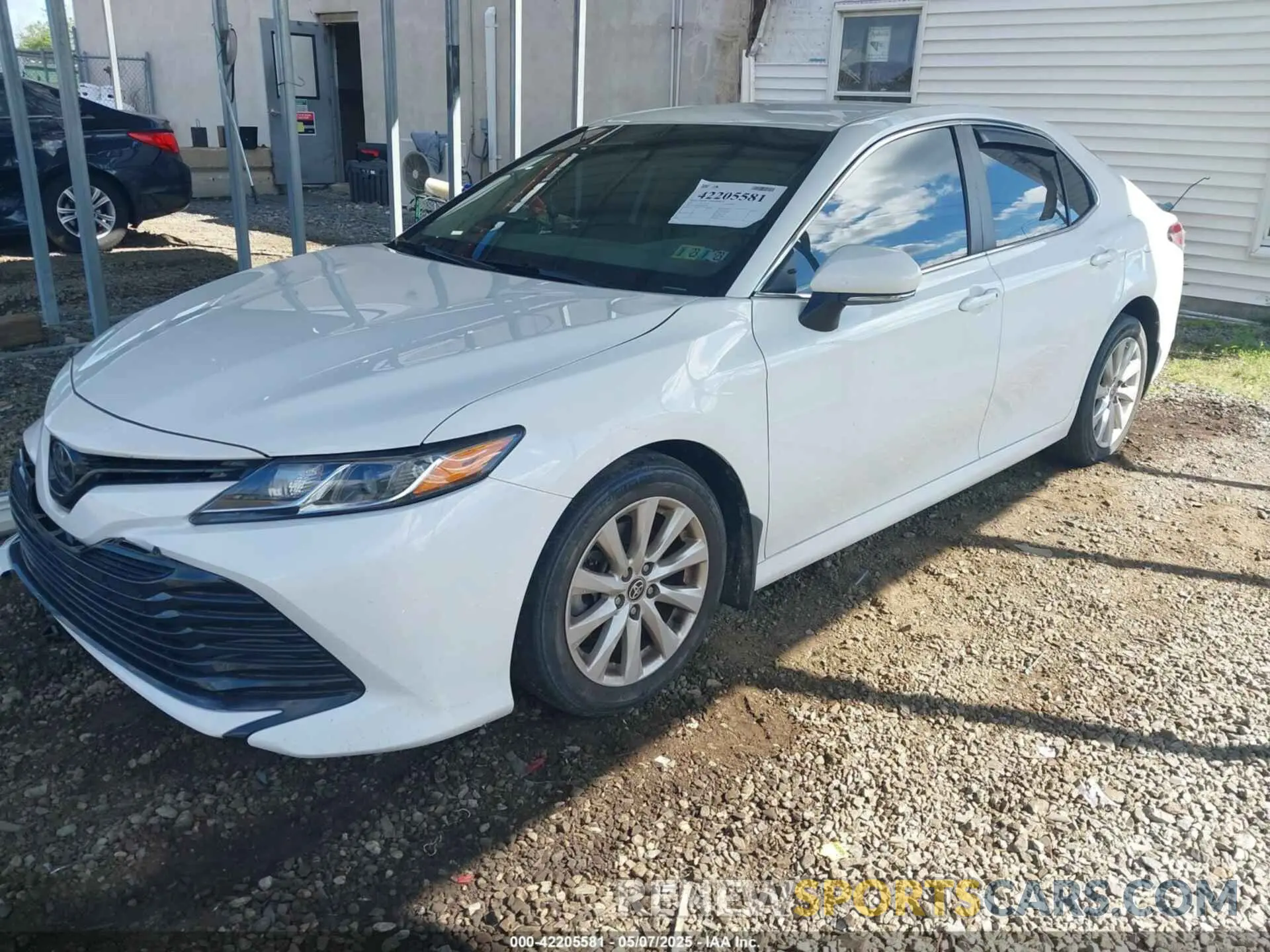 2 Photograph of a damaged car 4T1C11BK9LU007164 TOYOTA CAMRY 2020