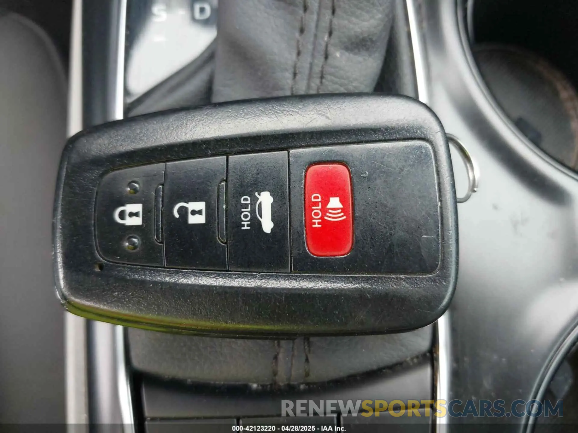 11 Фотография поврежденного автомобиля 4T1C31AK0LU523389 TOYOTA CAMRY 2020