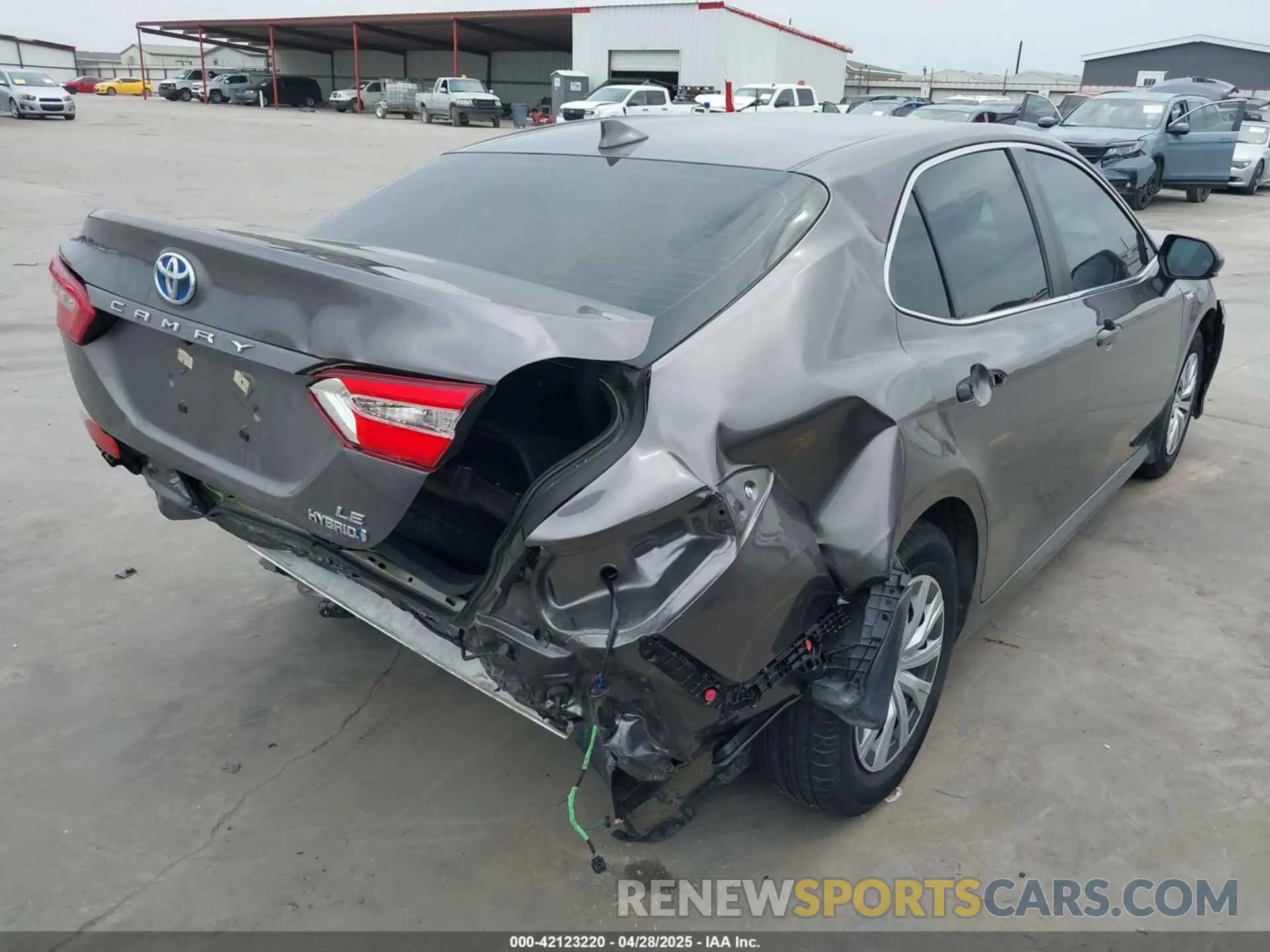 4 Фотография поврежденного автомобиля 4T1C31AK0LU523389 TOYOTA CAMRY 2020