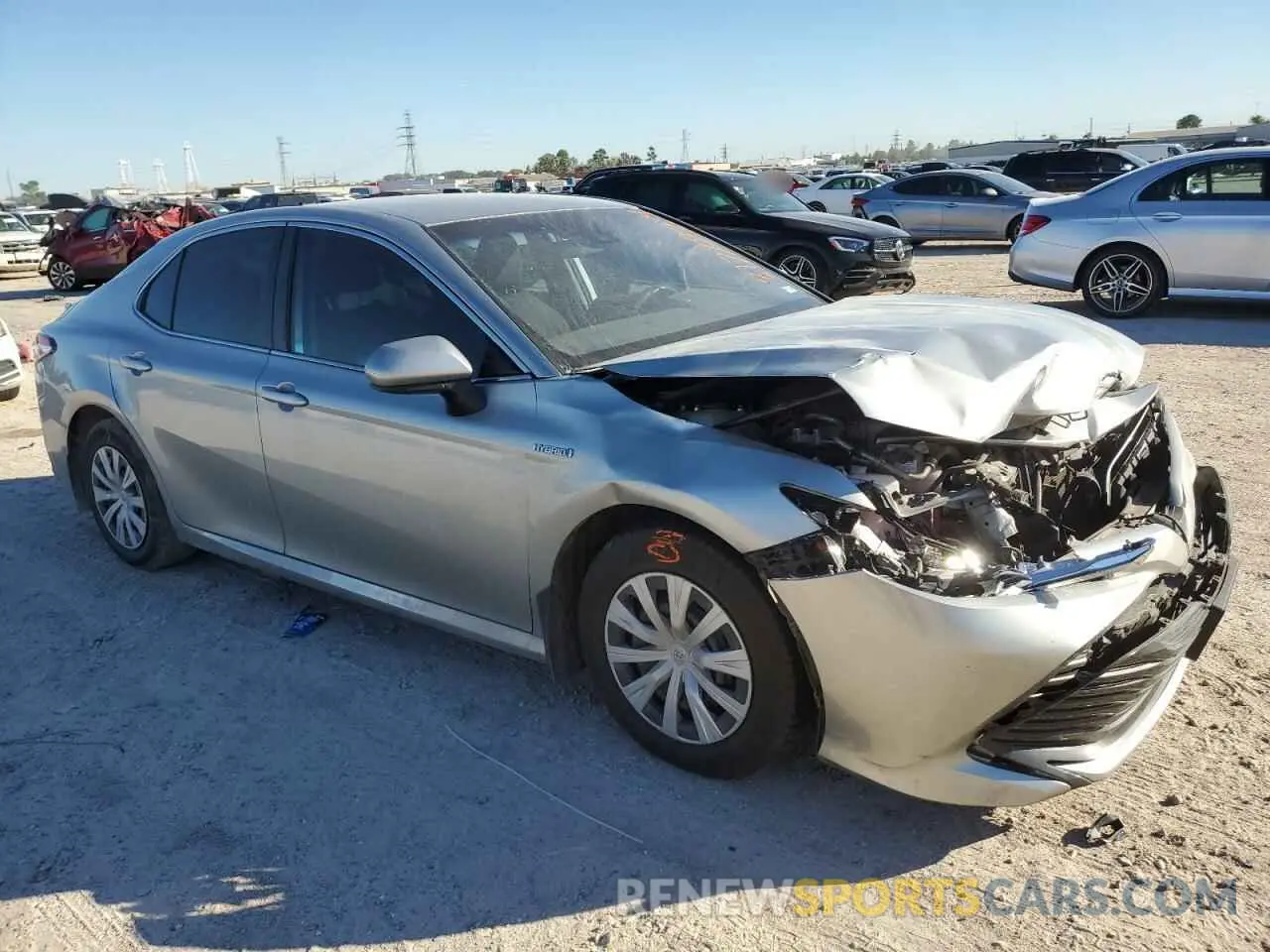 4 Photograph of a damaged car 4T1C31AK1LU012578 TOYOTA CAMRY 2020
