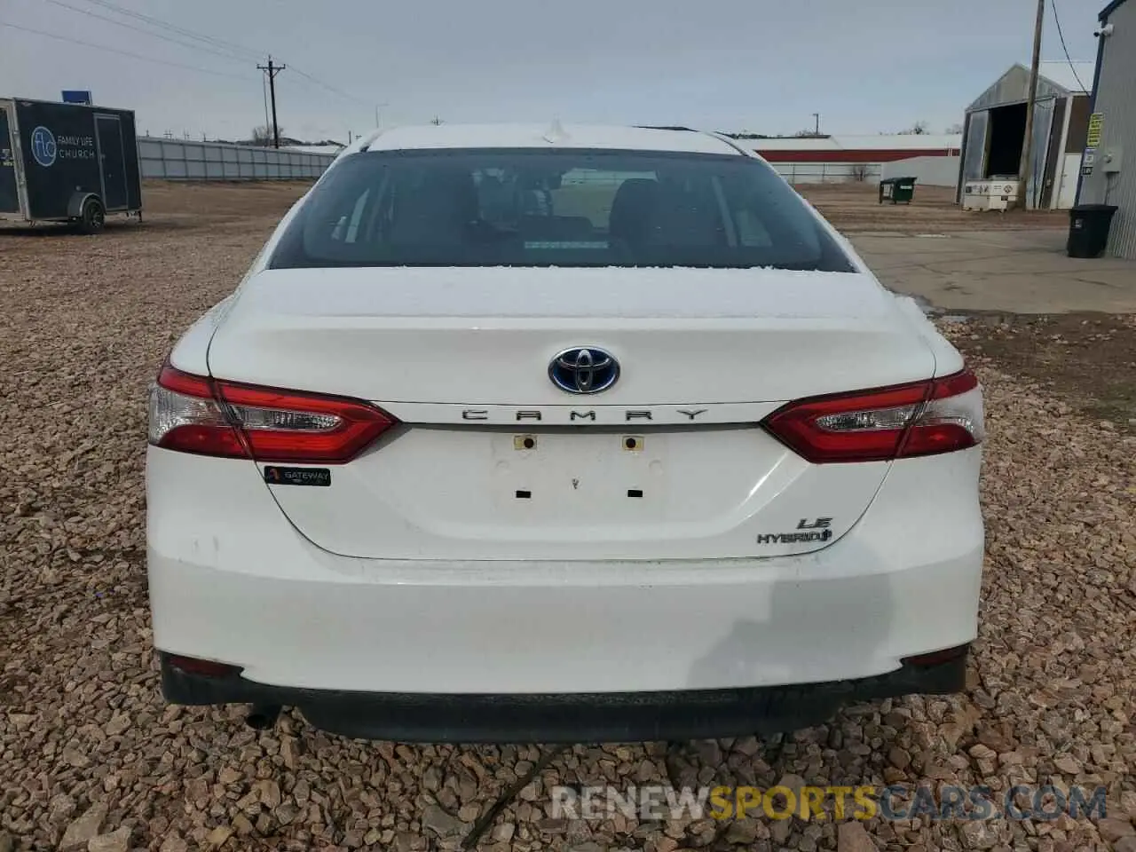 6 Photograph of a damaged car 4T1C31AK1LU018221 TOYOTA CAMRY 2020