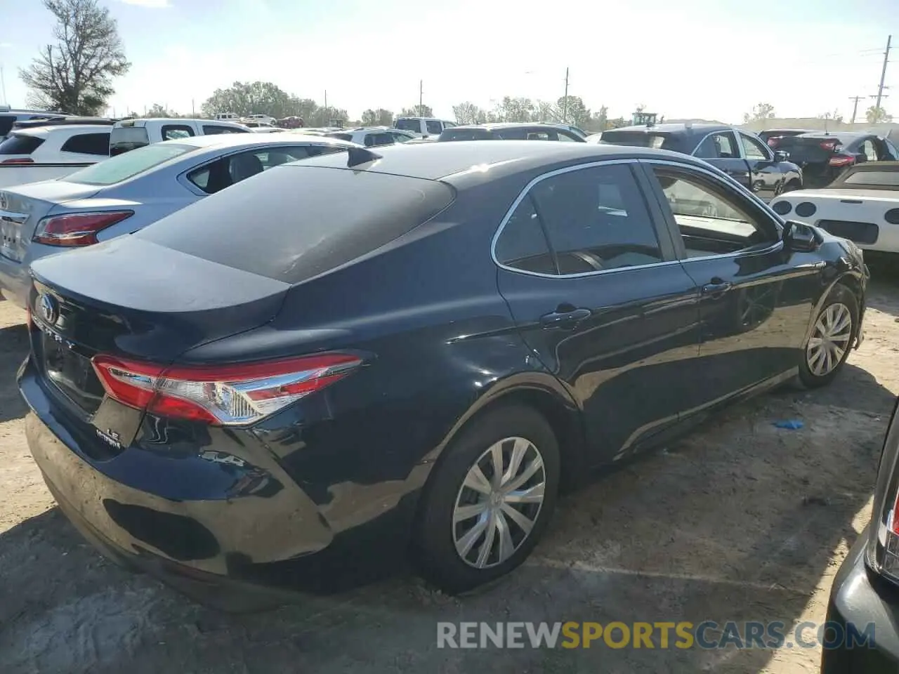 3 Photograph of a damaged car 4T1C31AK1LU534854 TOYOTA CAMRY 2020