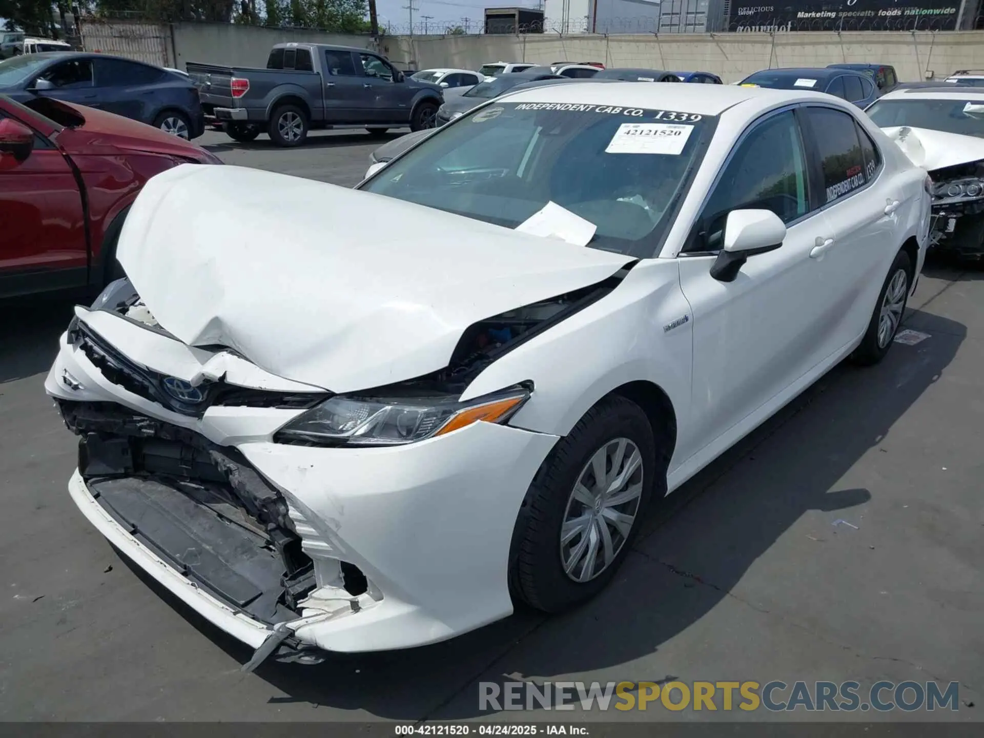 2 Фотография поврежденного автомобиля 4T1C31AK1LU538063 TOYOTA CAMRY 2020