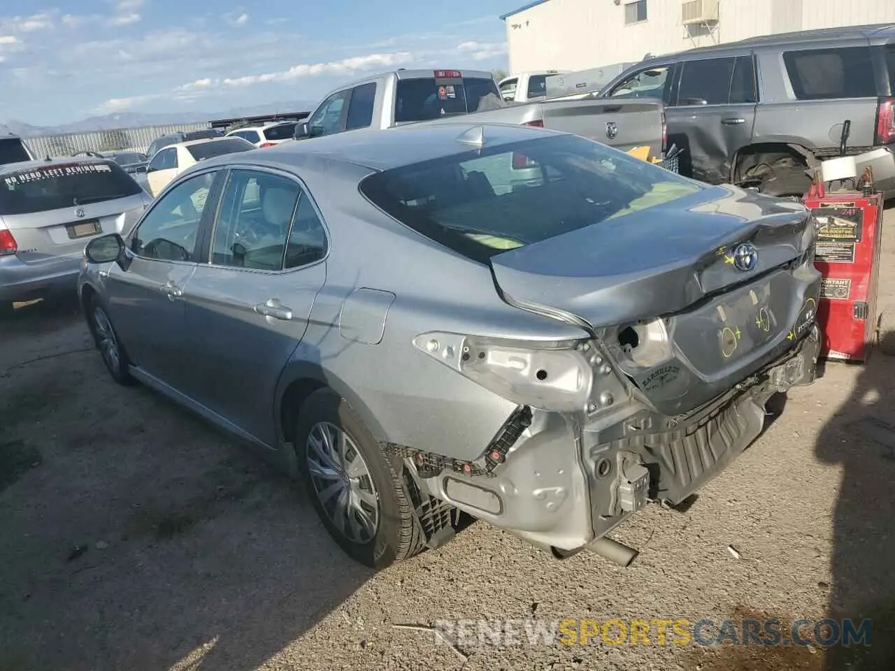 2 Photograph of a damaged car 4T1C31AK1LU540248 TOYOTA CAMRY 2020