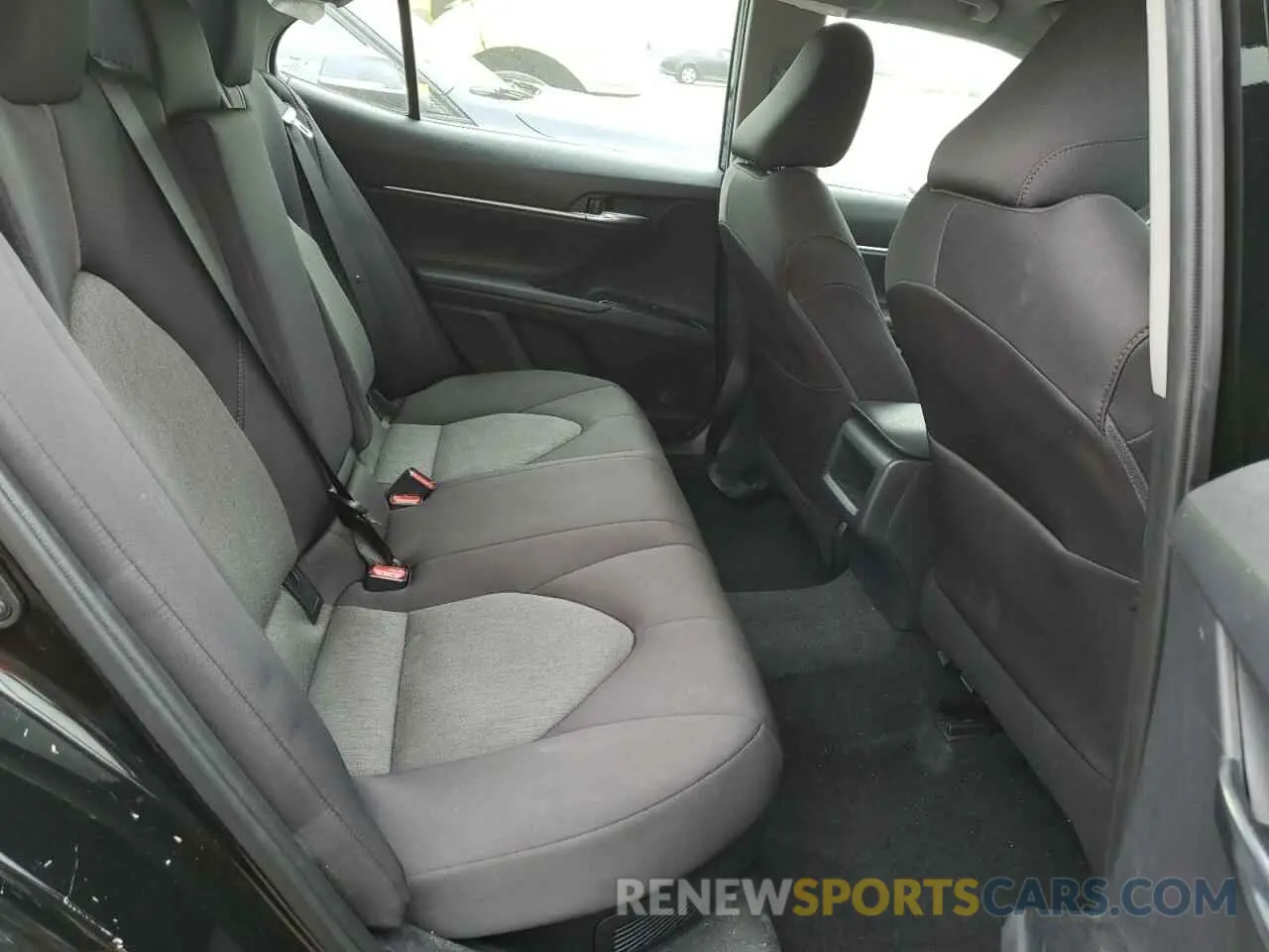 10 Фотография поврежденного автомобиля 4T1C31AK3LU018060 TOYOTA CAMRY 2020