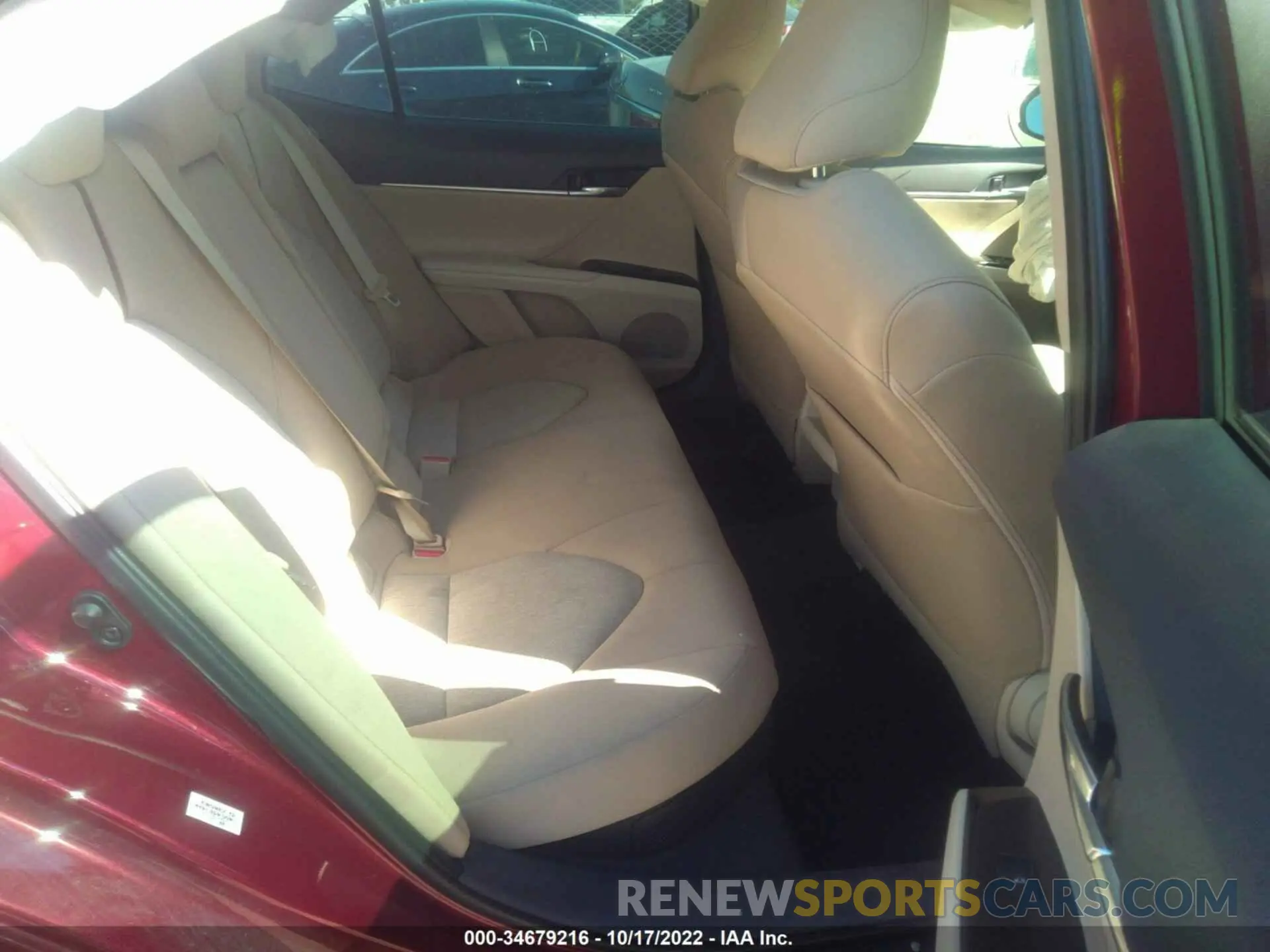 8 Photograph of a damaged car 4T1C31AK3LU519451 TOYOTA CAMRY 2020