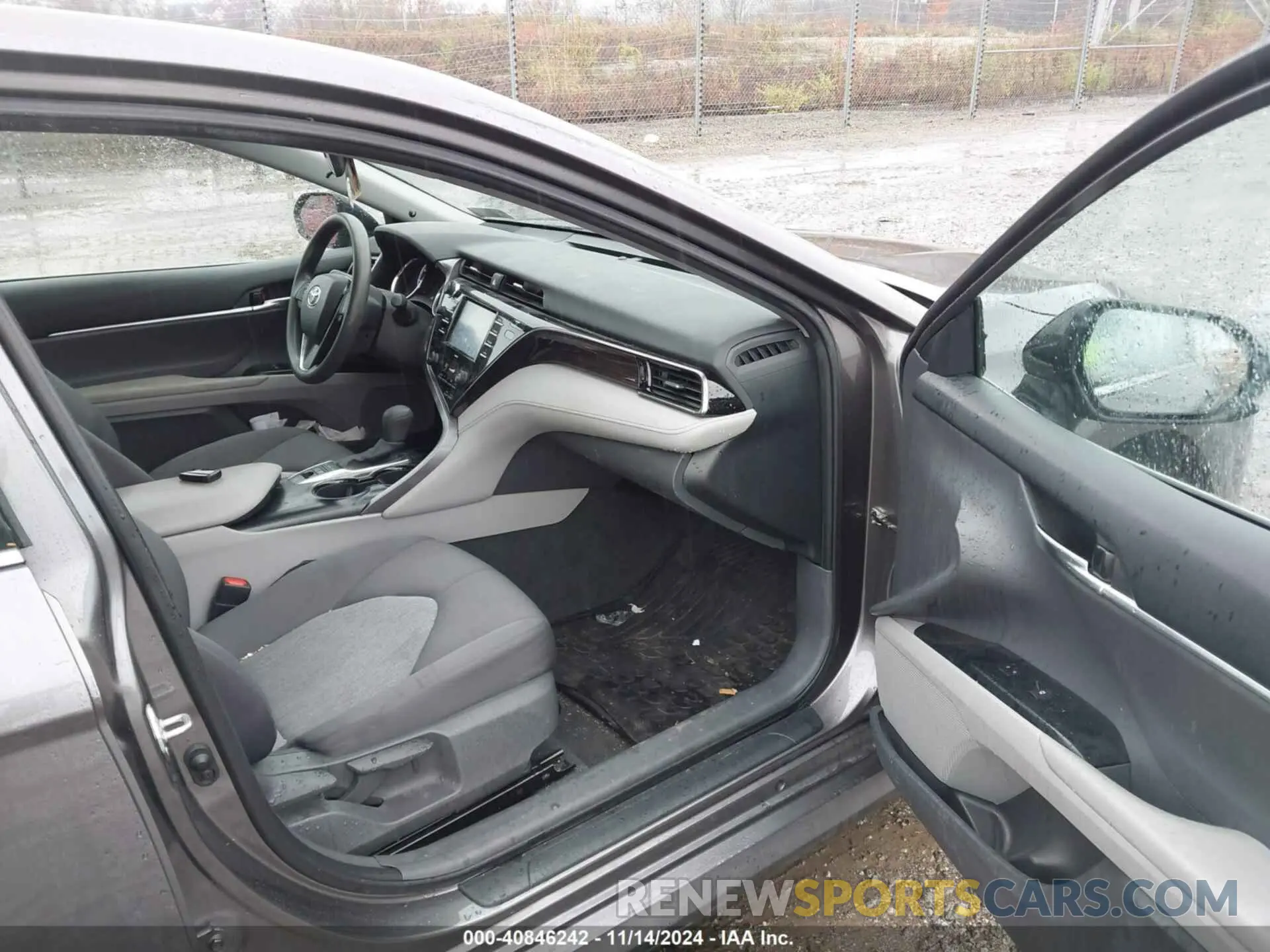 5 Фотография поврежденного автомобиля 4T1C31AK3LU534502 TOYOTA CAMRY 2020