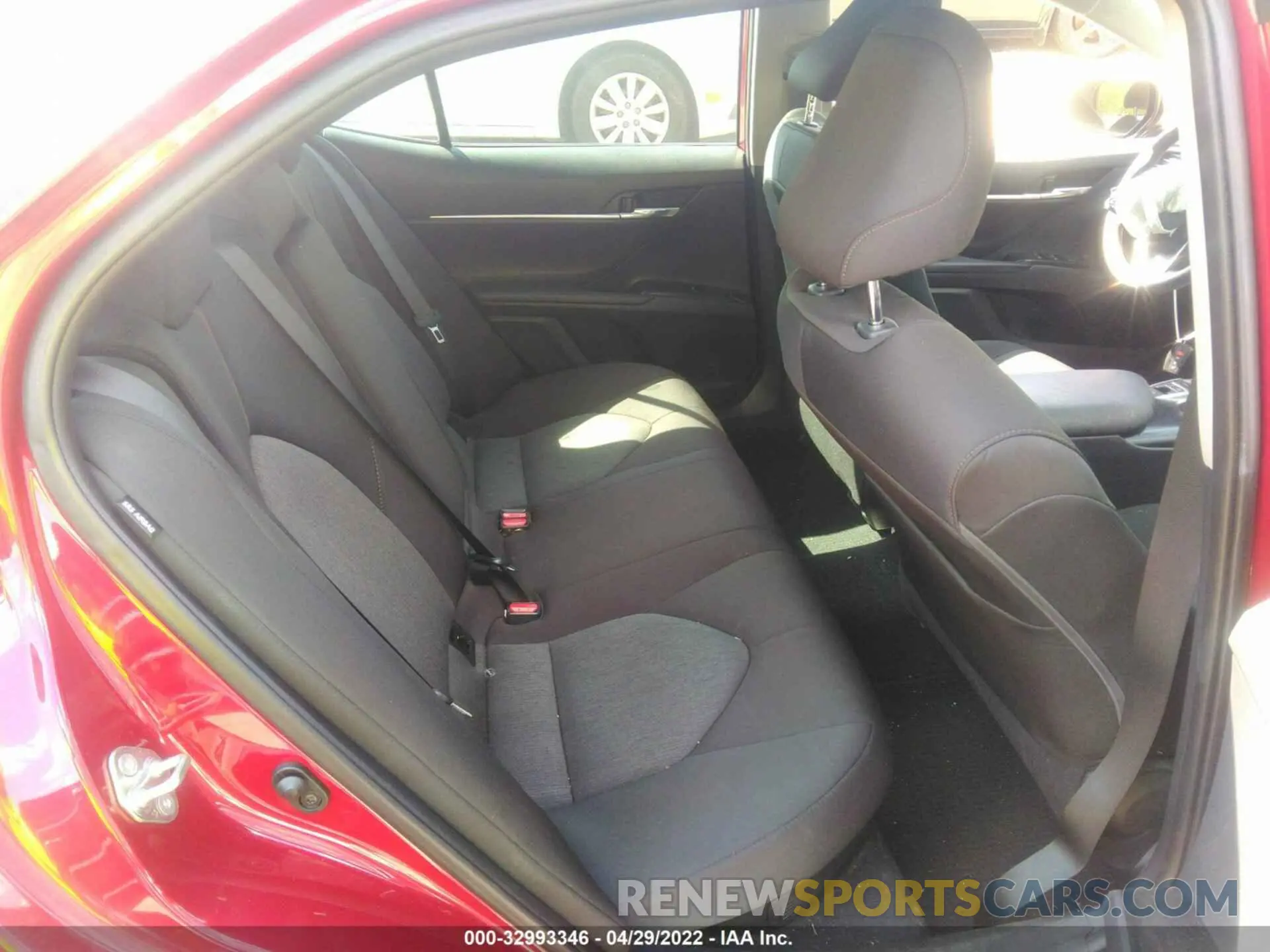 8 Фотография поврежденного автомобиля 4T1C31AK4LU527171 TOYOTA CAMRY 2020