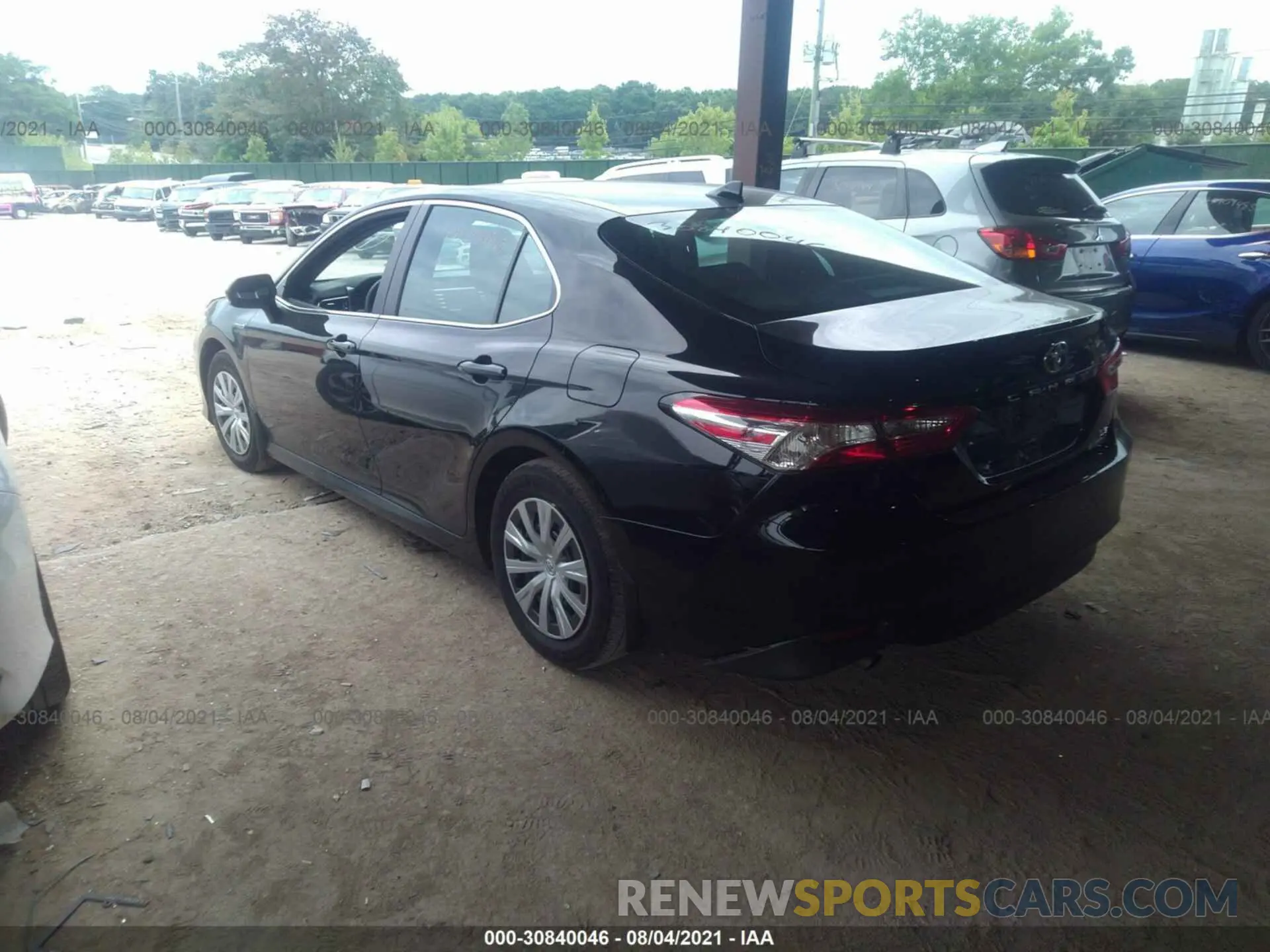 3 Фотография поврежденного автомобиля 4T1C31AK4LU529289 TOYOTA CAMRY 2020