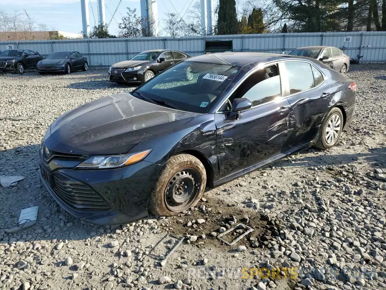 1 Photograph of a damaged car 4T1C31AK4LU535500 TOYOTA CAMRY 2020