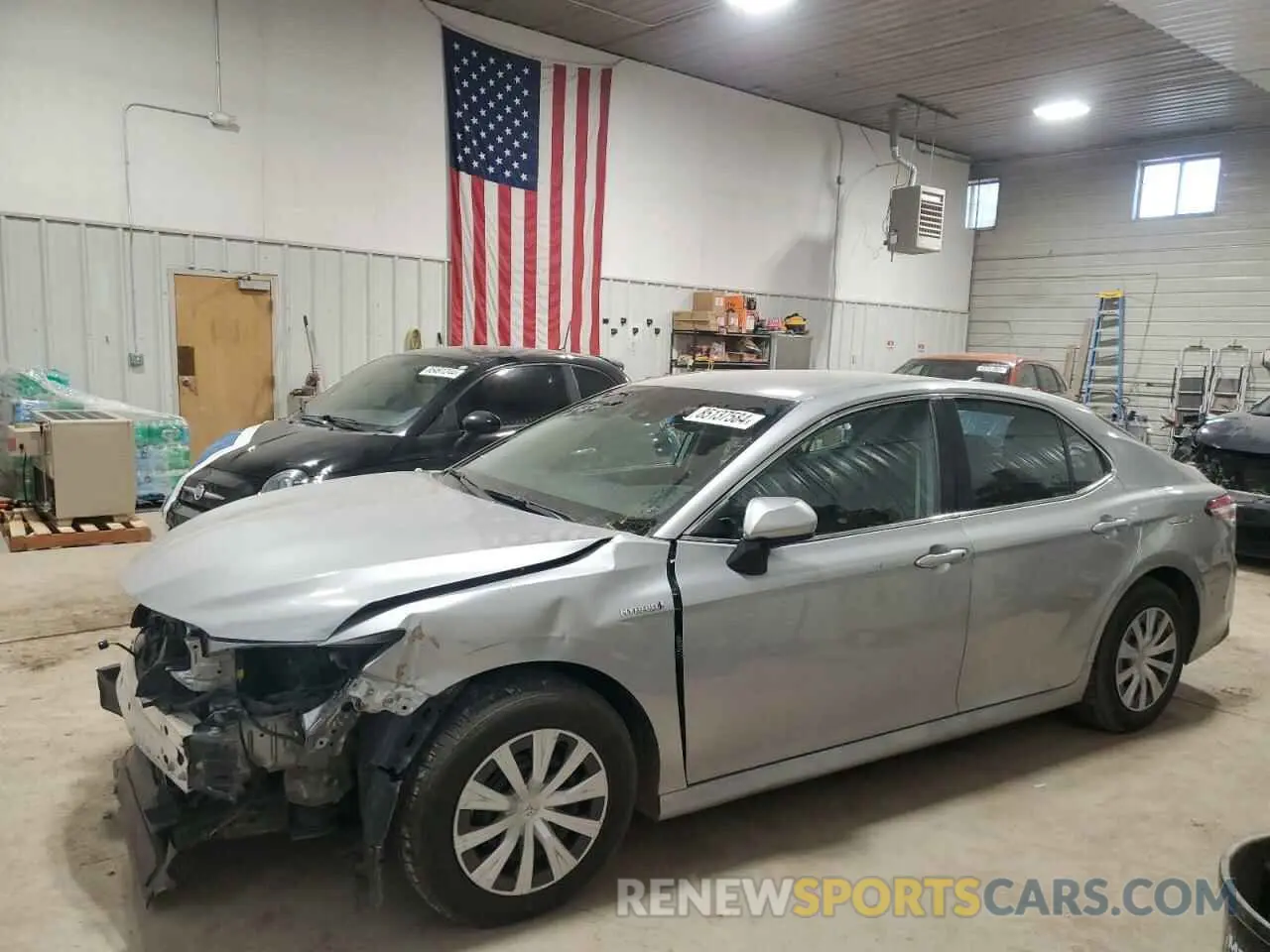 1 Photograph of a damaged car 4T1C31AK4LU540275 TOYOTA CAMRY 2020