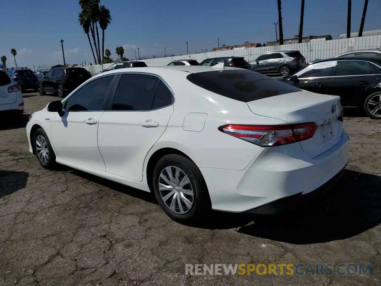 2 Photograph of a damaged car 4T1C31AK5LU528782 TOYOTA CAMRY 2020