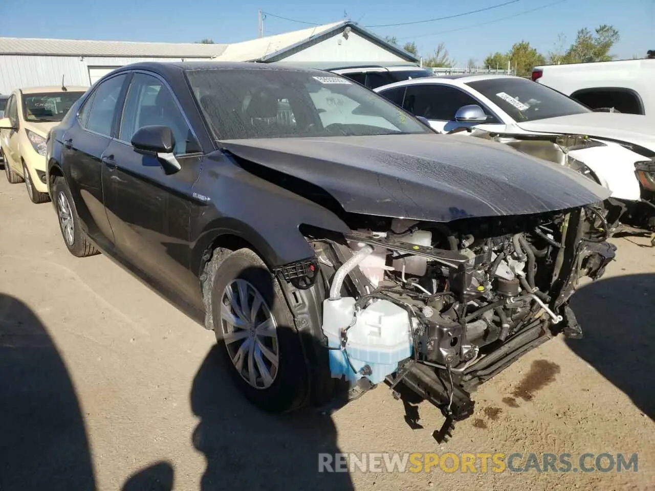 1 Photograph of a damaged car 4T1C31AK5LU534629 TOYOTA CAMRY 2020