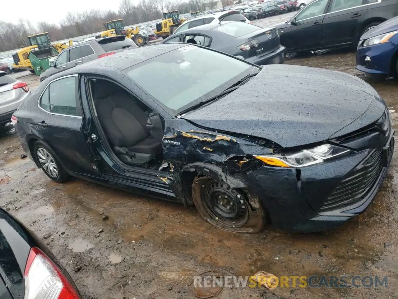 4 Photograph of a damaged car 4T1C31AK8LU536343 TOYOTA CAMRY 2020