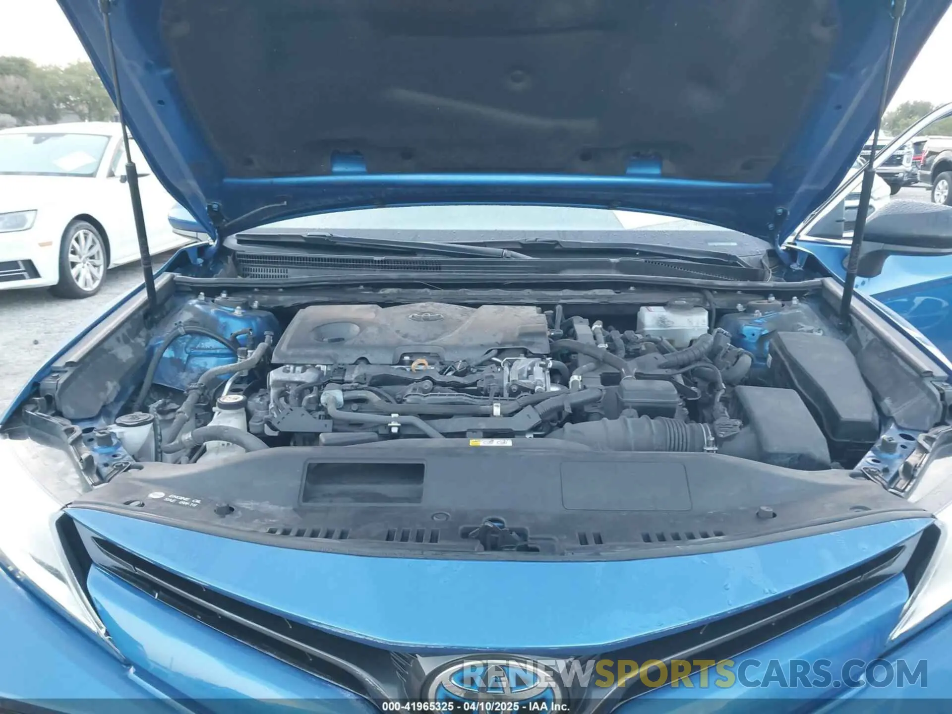 10 Photograph of a damaged car 4T1C31AK9LU016815 TOYOTA CAMRY 2020