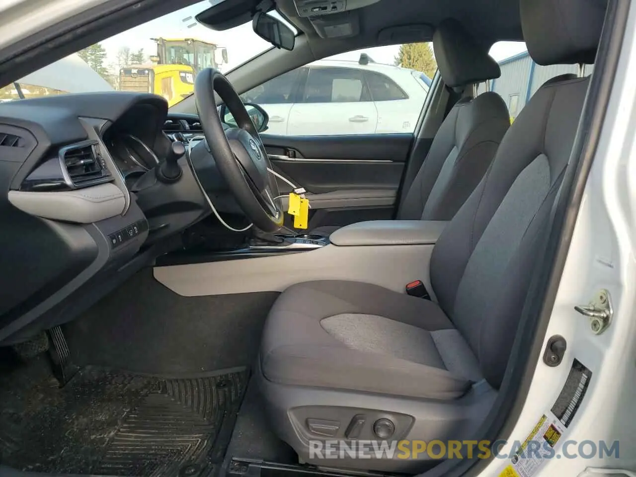 7 Photograph of a damaged car 4T1C31AKXLU013759 TOYOTA CAMRY 2020