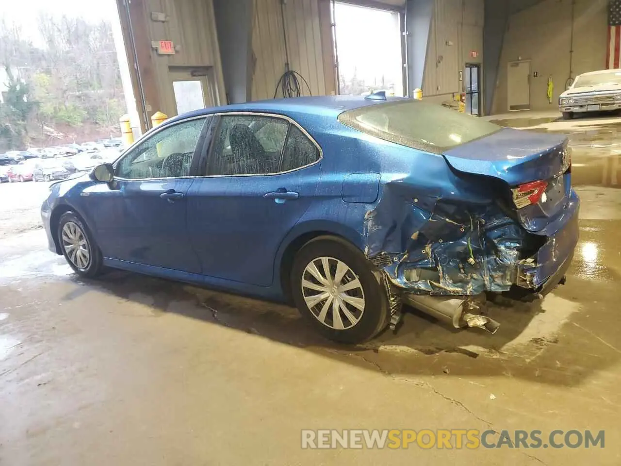 2 Фотография поврежденного автомобиля 4T1C31AKXLU019335 TOYOTA CAMRY 2020