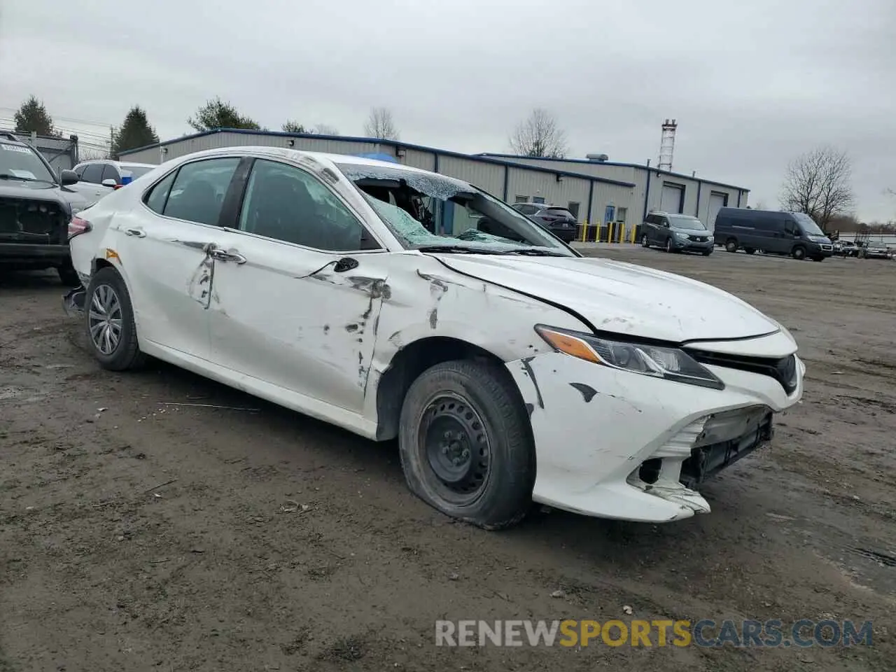 4 Photograph of a damaged car 4T1C31AKXLU535906 TOYOTA CAMRY 2020