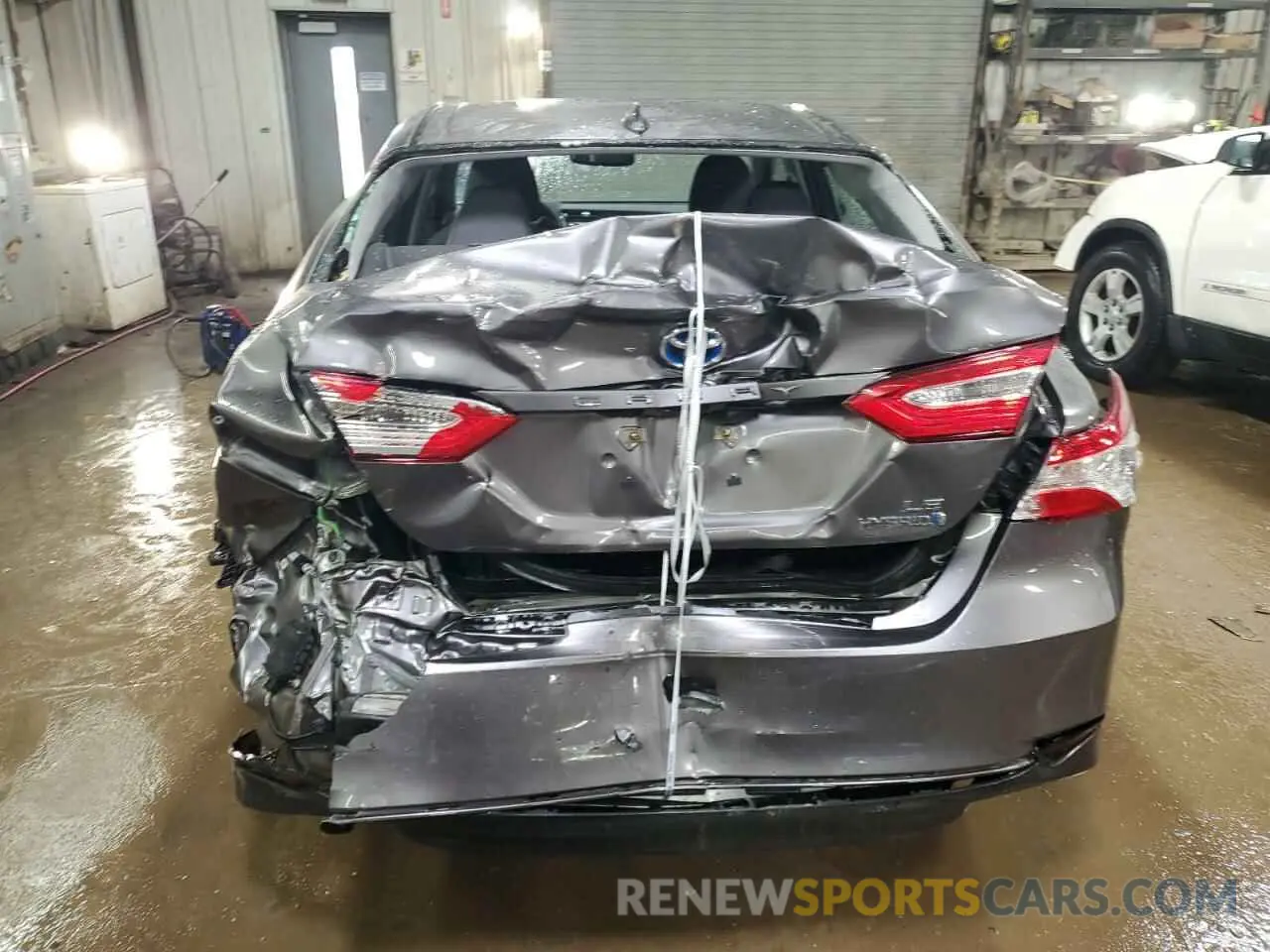6 Фотография поврежденного автомобиля 4T1E31AK7LU535418 TOYOTA CAMRY 2020
